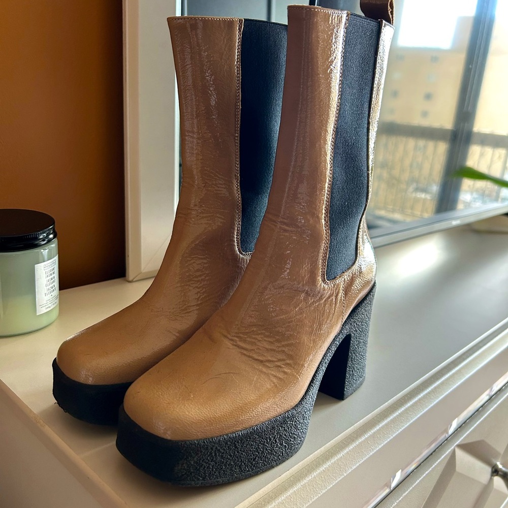 Chunk Heel Boots International
